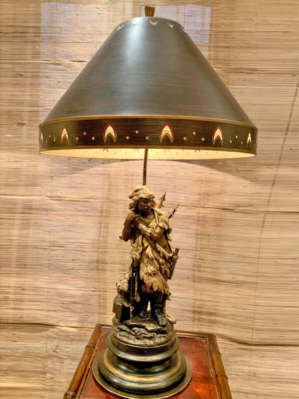 Paire de Lampes 19ème en bronze d'aluminium avec polychromie